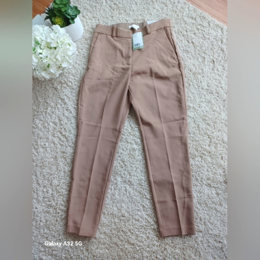 H&M women's pants beige size 10 NEW